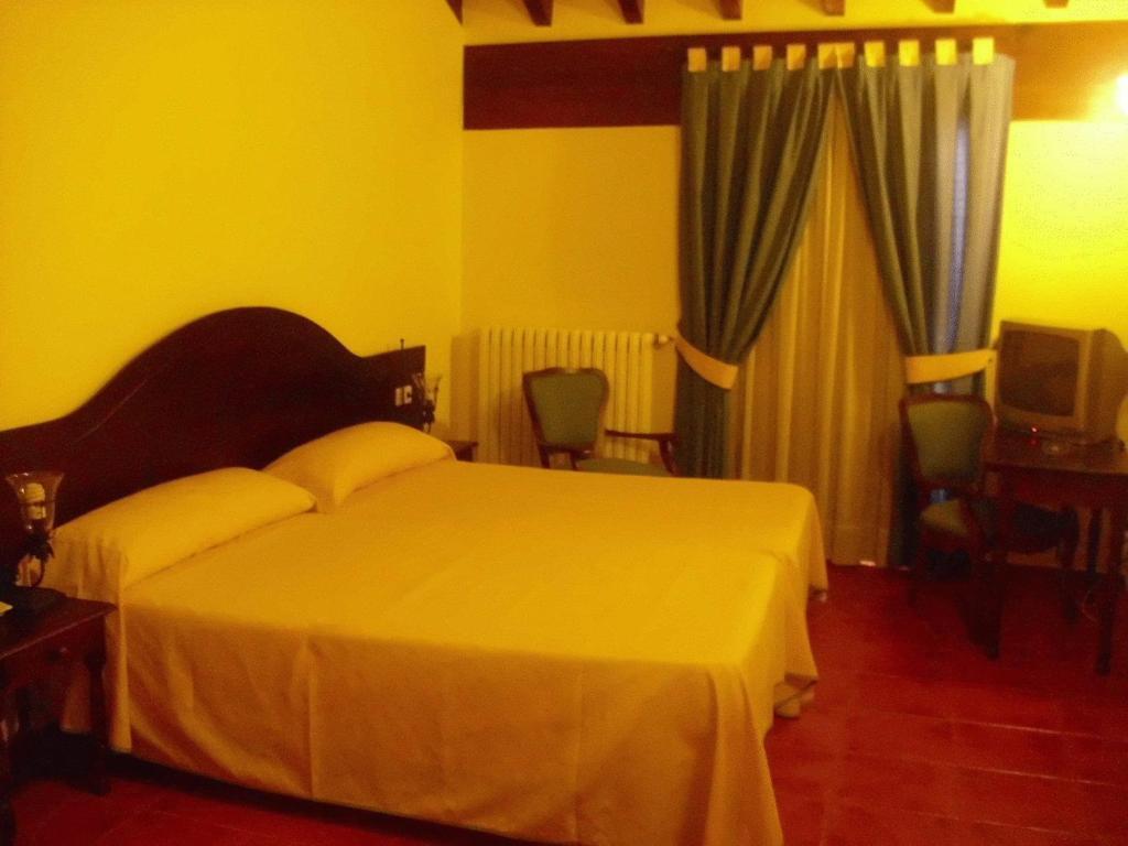 Hostal La Mancha Tarazona de la Mancha Quarto foto